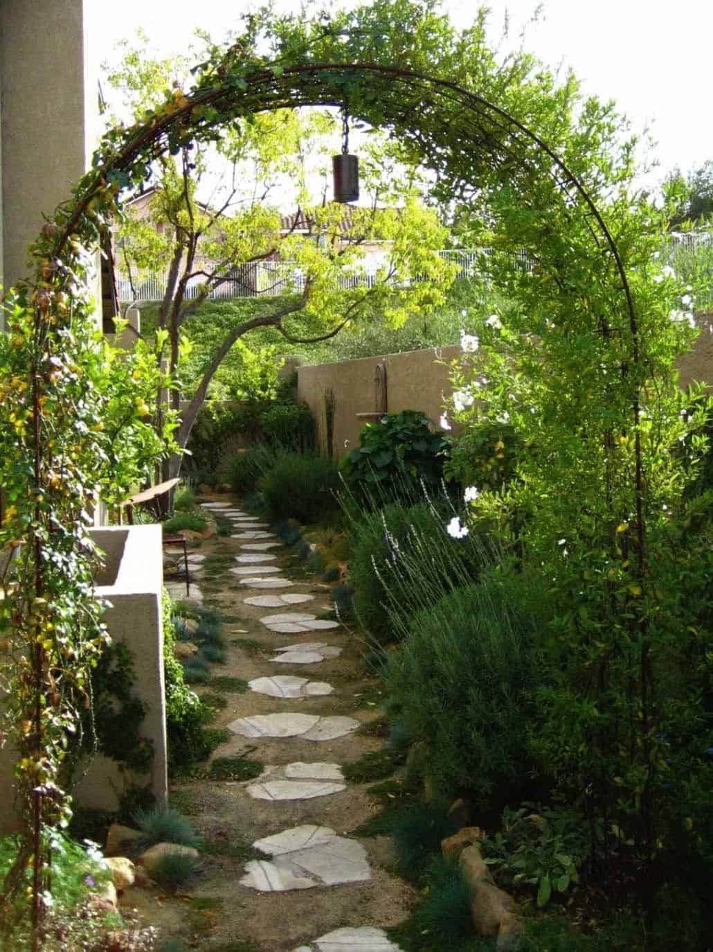 Creatice Stone Garden Design Ideas for Simple Design