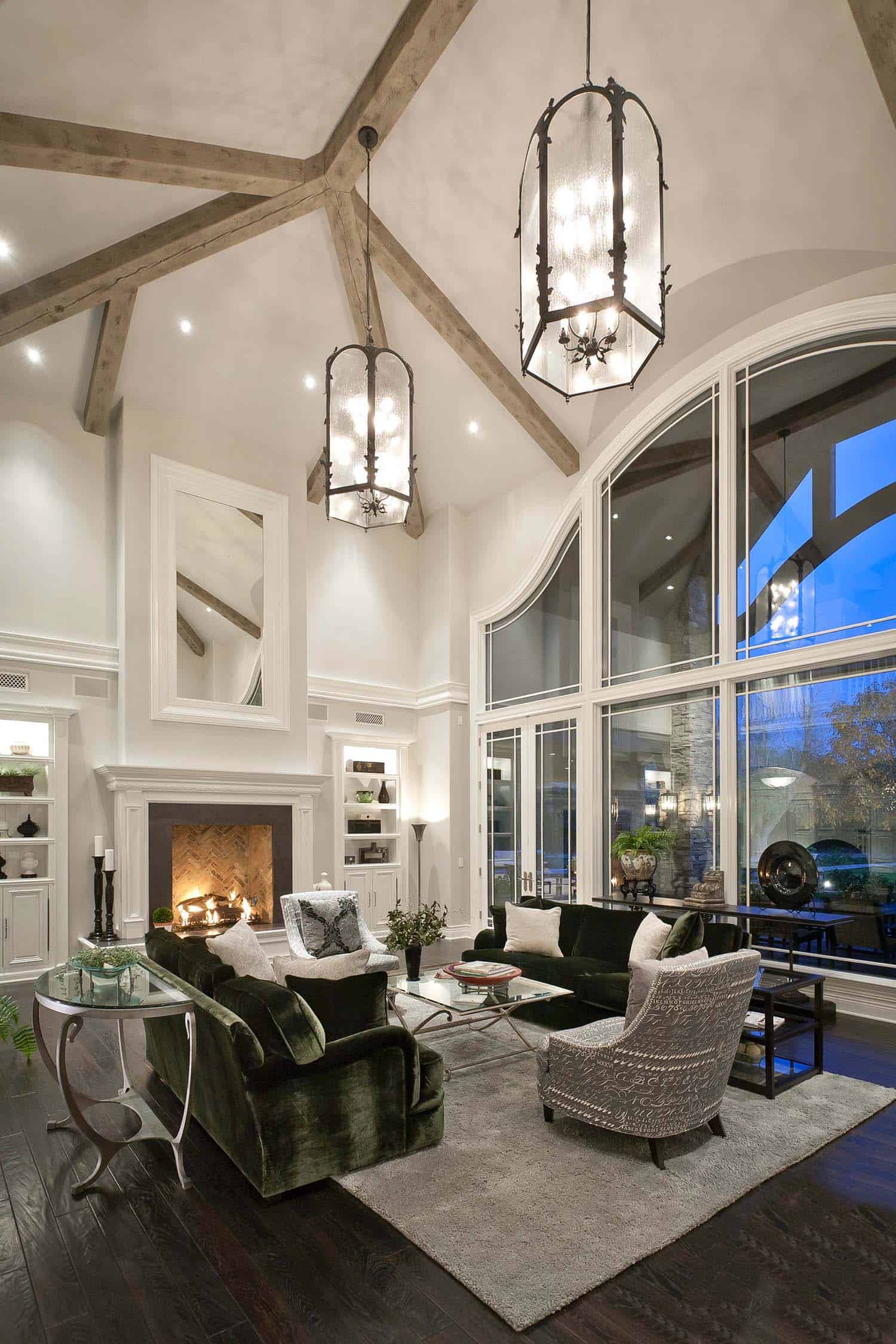 Elegant Modern Home Decor: A Refined Interior Getaway