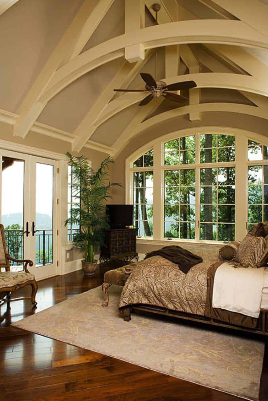 Modern Vaulted Ceiling Bedroom for Large Space