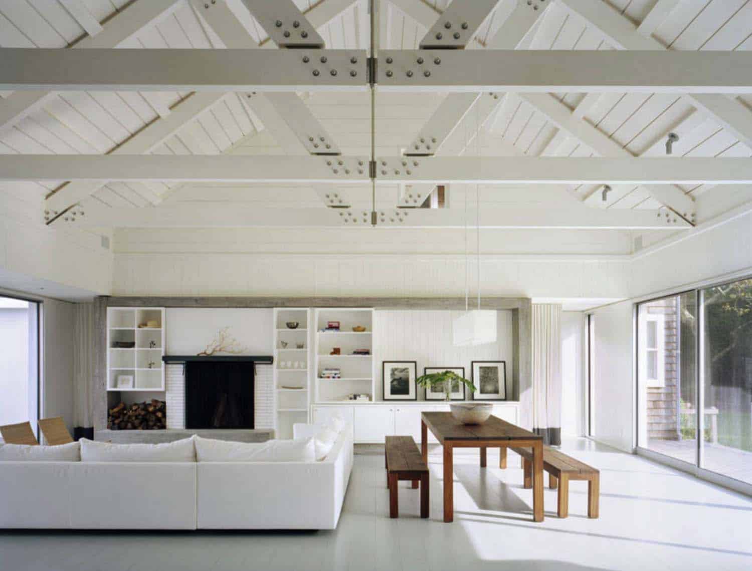 Simple Ceiling Interior 