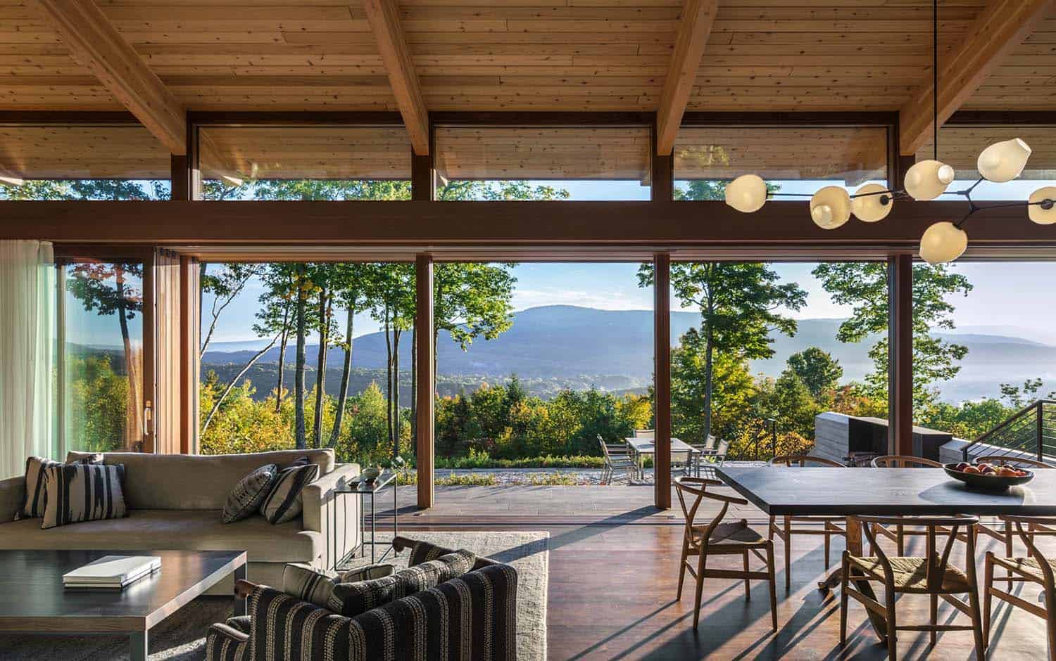 Mountainside home offers sweeping views over the The Berkshires