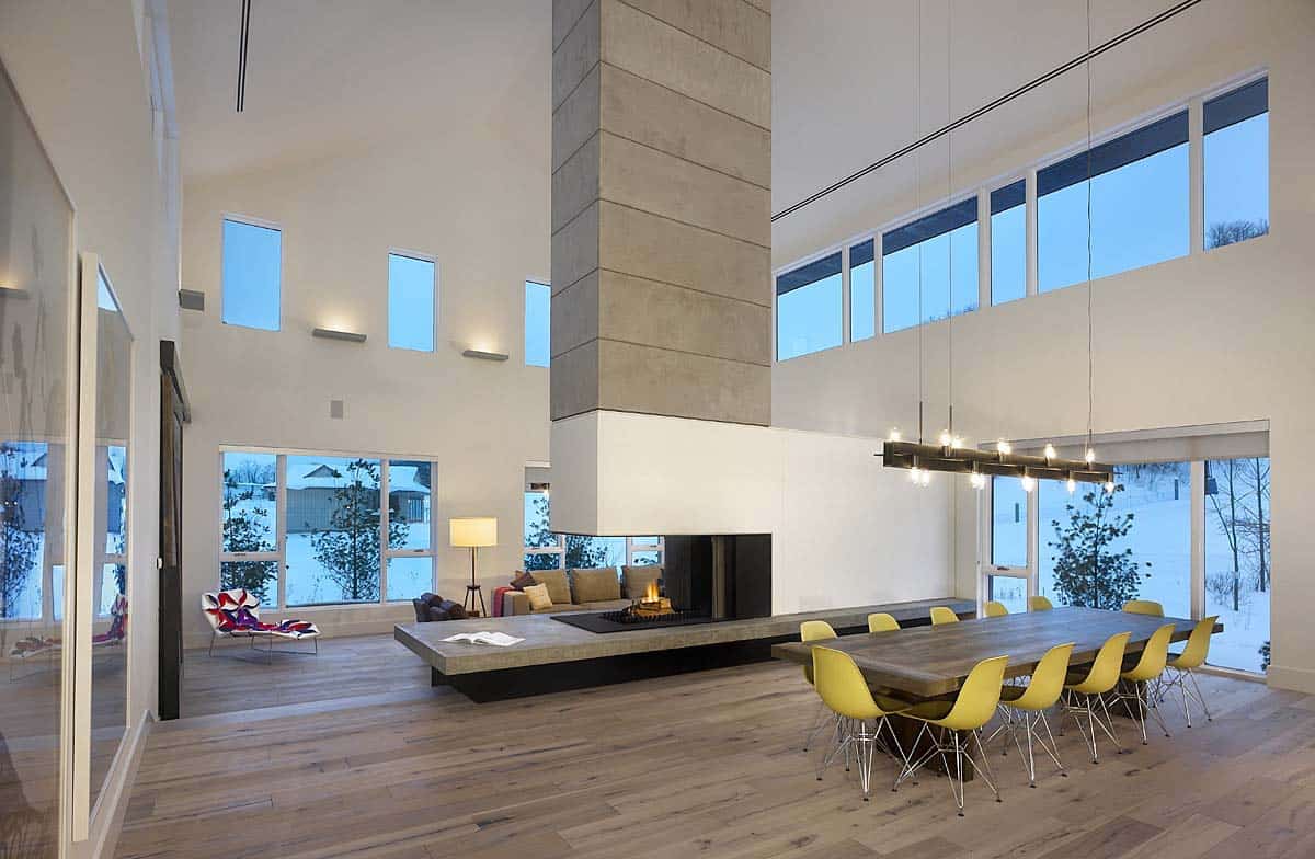 Contemporary ski chalet in Canada inspired by its environment
