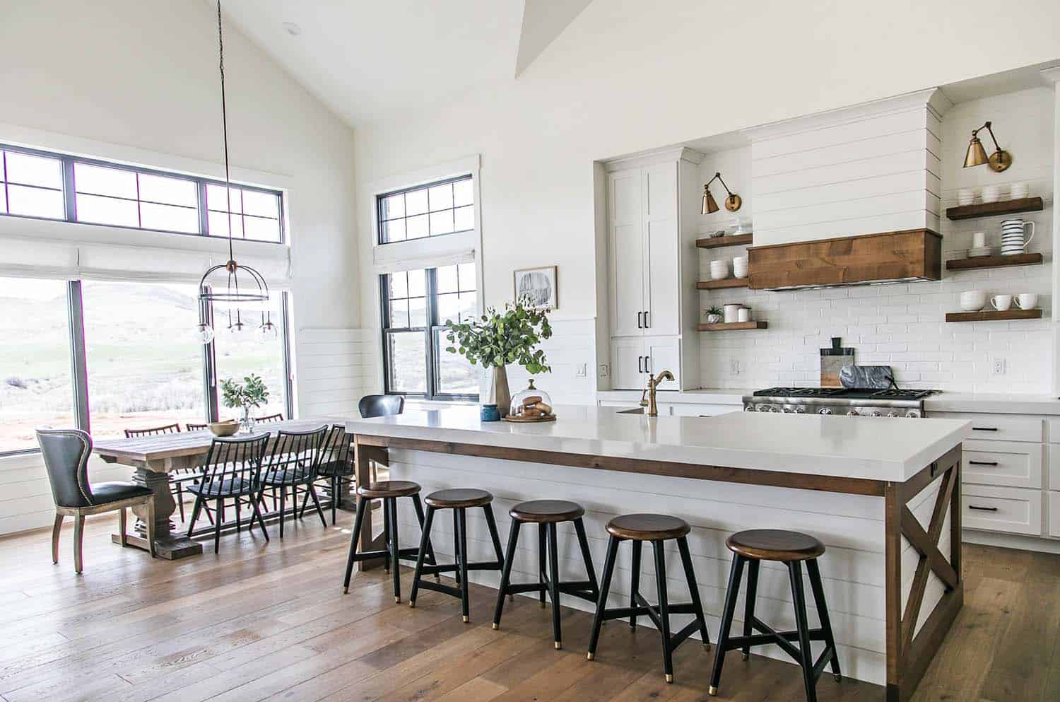 Modern farmhouse style in Utah features stylish living spaces