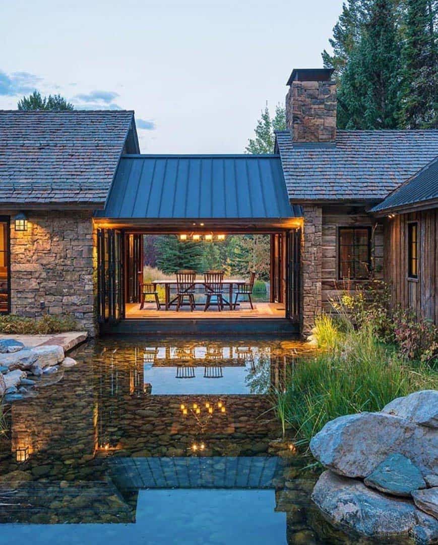 A Wyoming mountain retreat blends contemporary living with rustic style