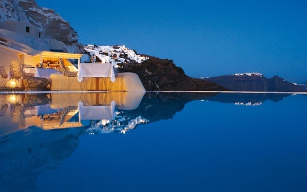 featured posts image for A hidden refuge in the cliffs of Santorini
