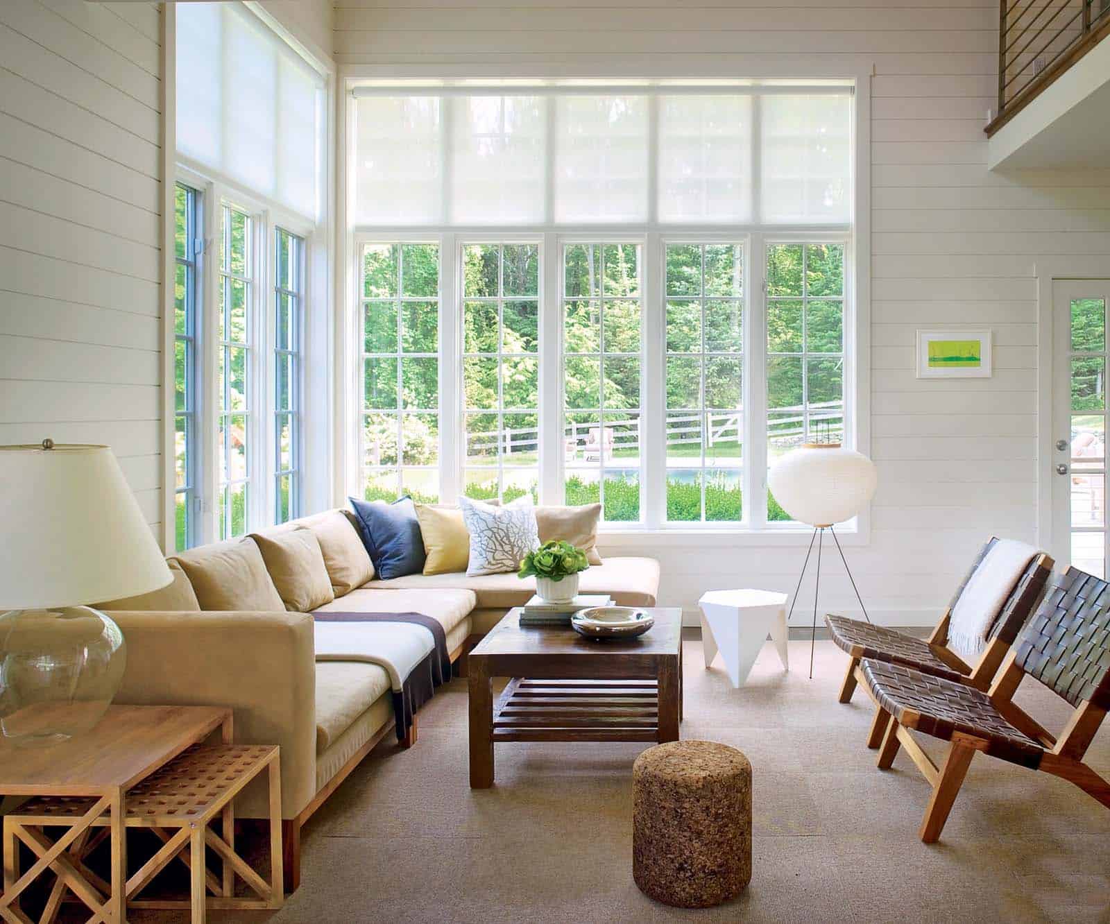 modern-rustic-barn-living-room