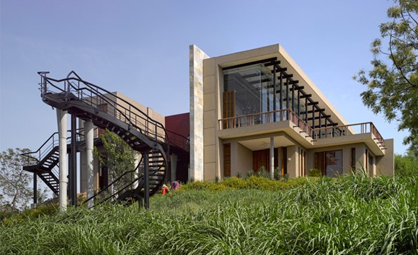 featured posts image for The Bridge House by Aniket Bhagwat