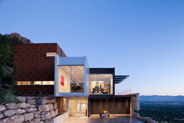 featured posts image for Beautiful modern home with fabulous views