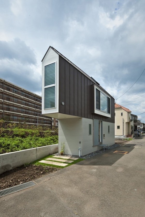 featured posts image for Brilliant design in this narrow River Side House