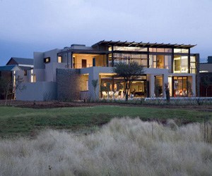 featured posts image for Visually stunning modern home in Johannesburg