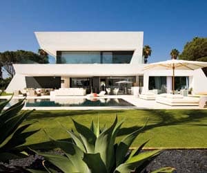 featured posts image for Ultra-modern Andalusia beach home