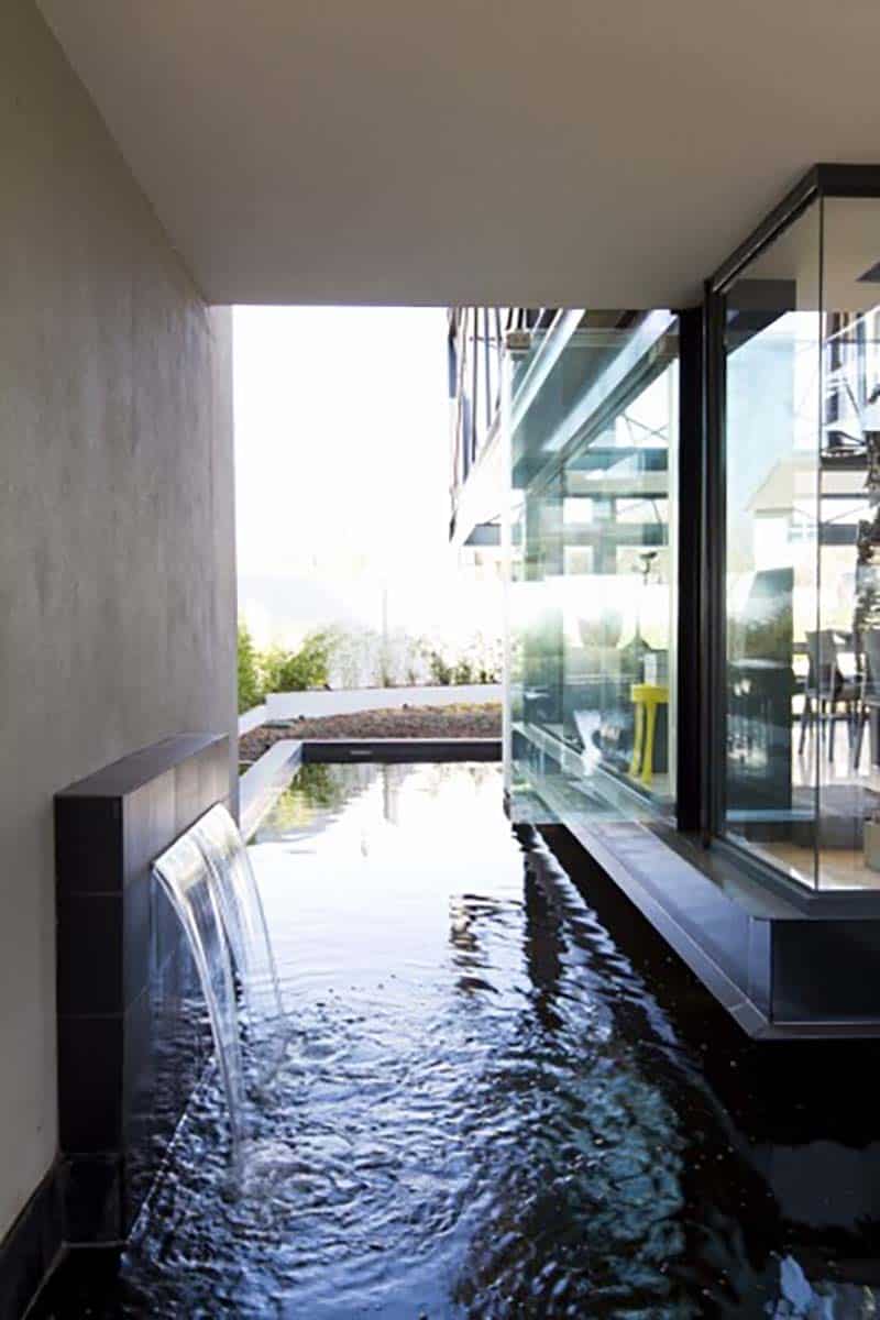 contemporary water feature