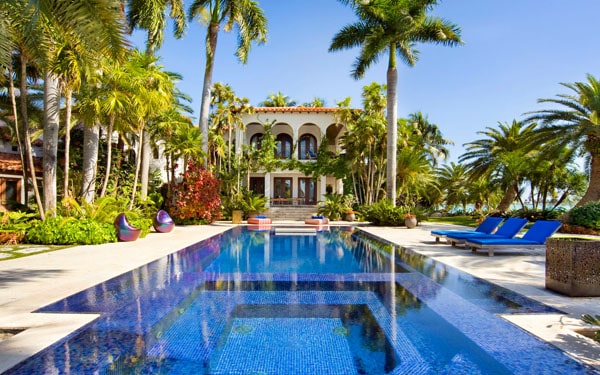 featured posts image for Captivating Villa Azza with Miami skyline views