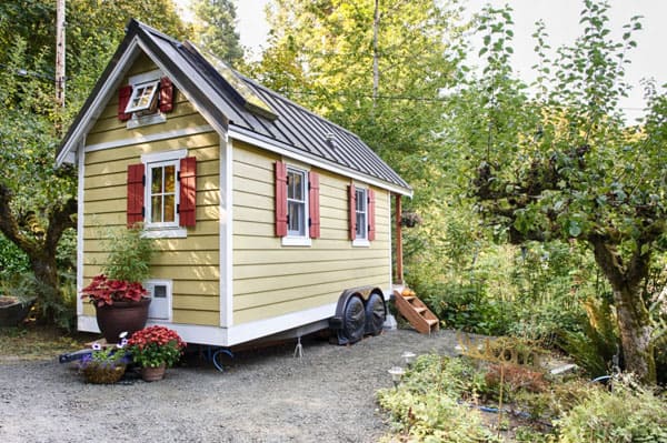 featured posts image for Charming tiny bungalow house overlooking Puget Sound