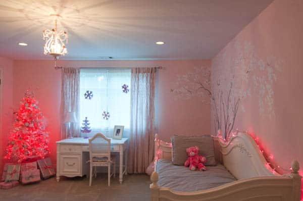 Christmas Lights in Bedroom-47-1 Kindesign