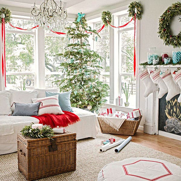Warm Living Room Interior-Christmas-003-1 Kindesign