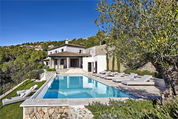 featured posts image for Contemporary villa in Mallorca with jaw-dropping views