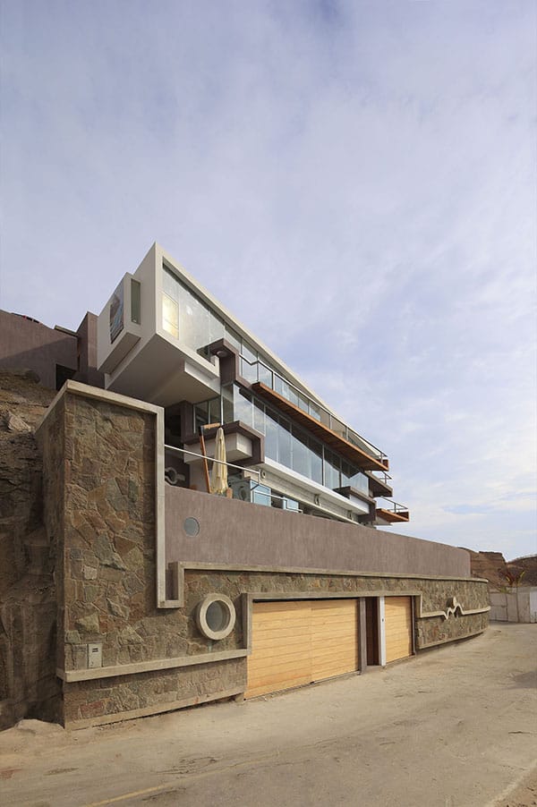 Veronica Beach House-Longhi Architects-05-1 Kindesign