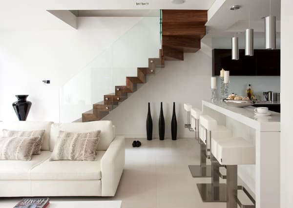 Kitchens Under the Stairs-03-1 Kindesign