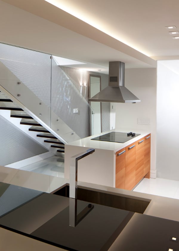 Kitchens Under the Stairs-49-1 Kindesign
