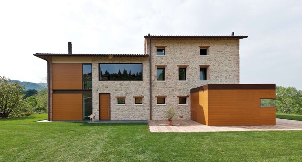 Private House in the Foothills-Caprioglio Associati Architects-02-1 Kindesign