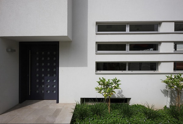 House L-Amitzi Architects-02-1 Kindesign