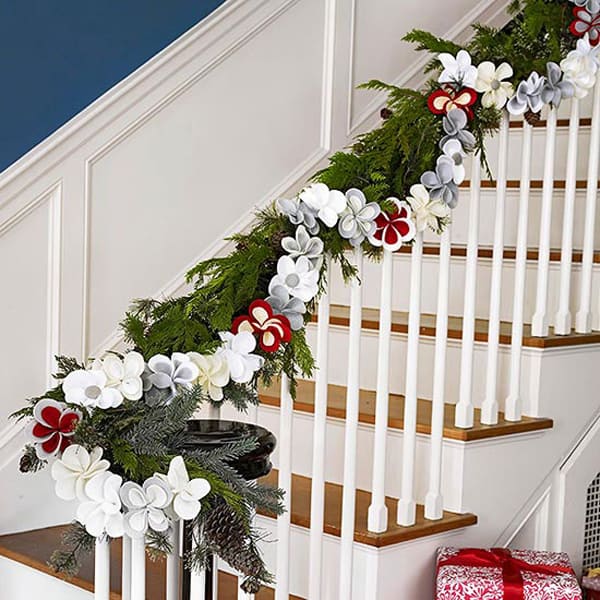 Christmas Decorating Ideas for Small Spaces-15-1 Kindesign