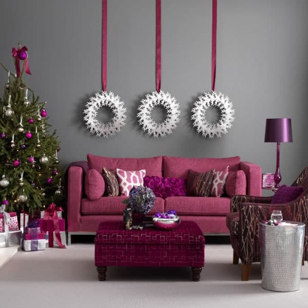 Modern Christmas Decorated Living Rooms-16-1 Kindesign