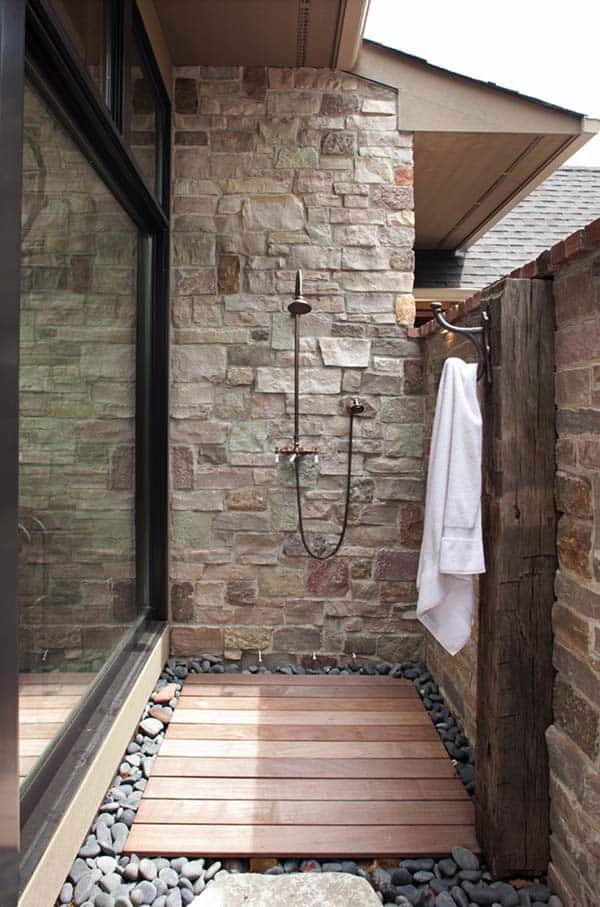 Awesome Outdoor Bathrooms-36-1 Kindesign