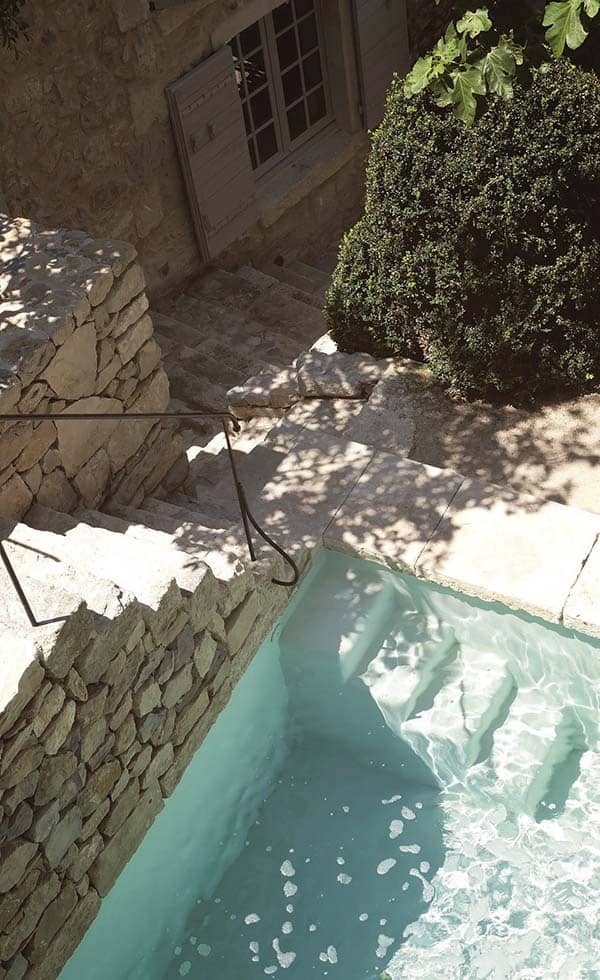 House in Provence-AM Designs-03-1 Kindesign