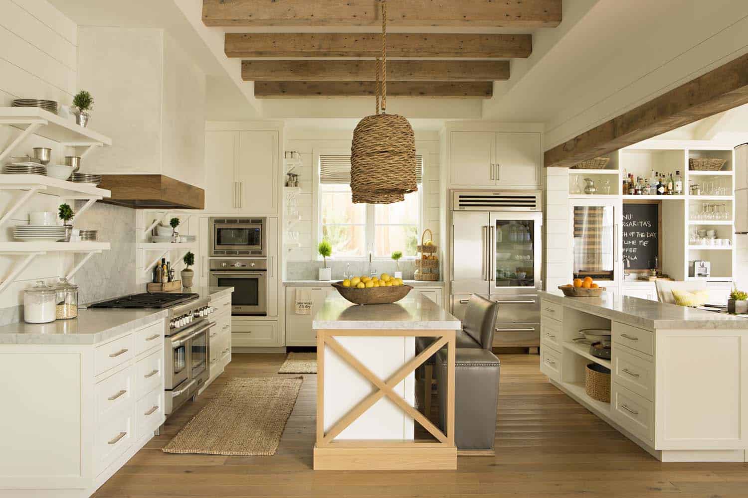 modern-farmhouse-style-kitchen