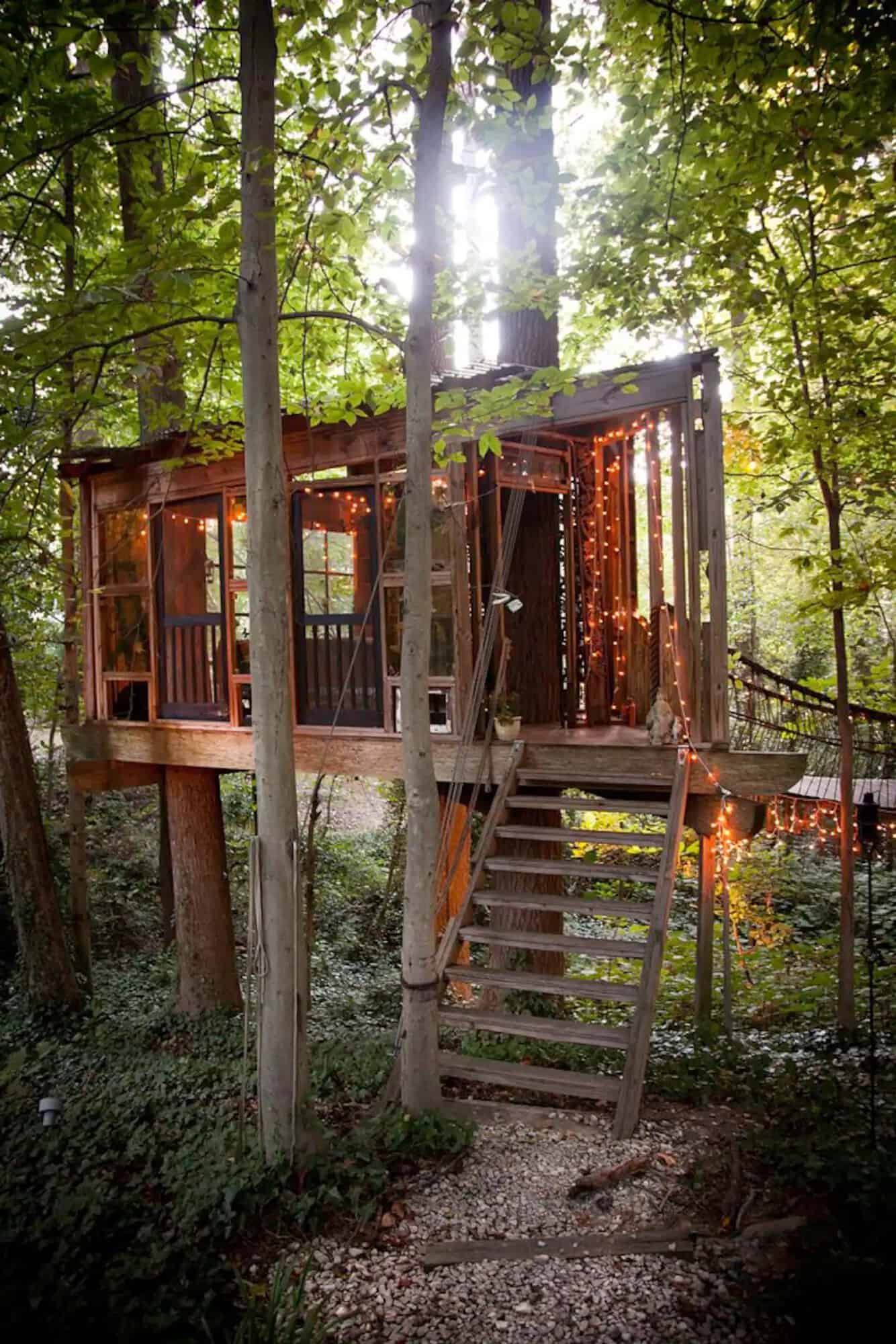 treehouse living room exterior