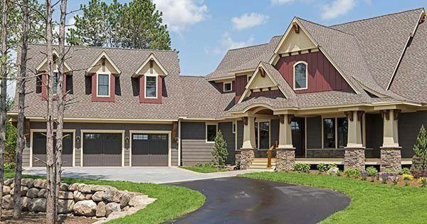 featured posts image for Warm and inviting family home with traditional styling in Minnesota