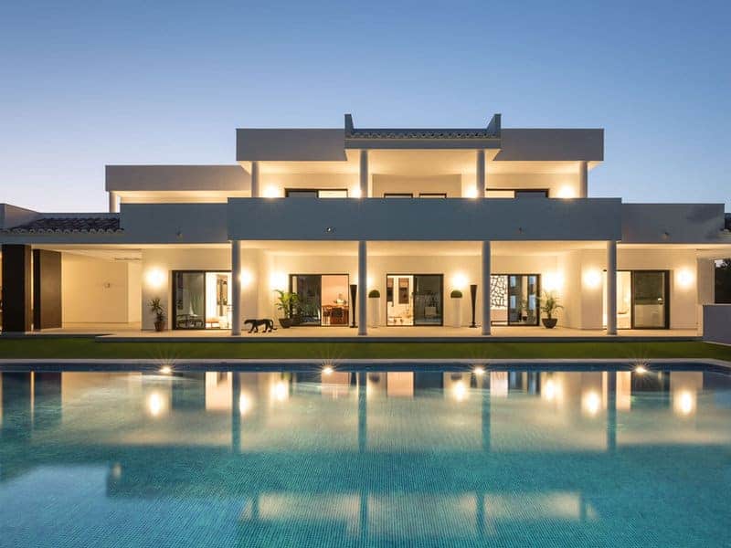 Contemporary Luxury Villa-Laura Yerpes-01-1 Kindesign