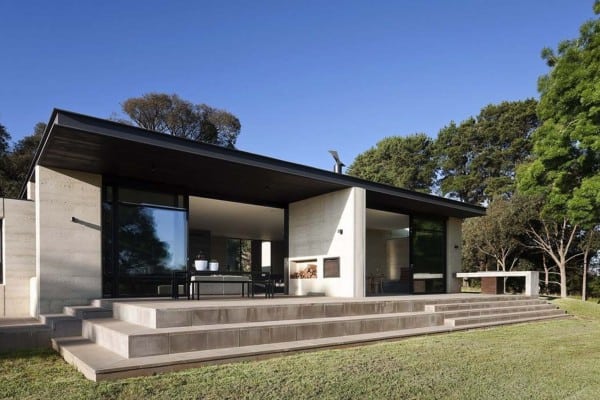 featured posts image for Rammed earth house in Australia becomes a visionary design