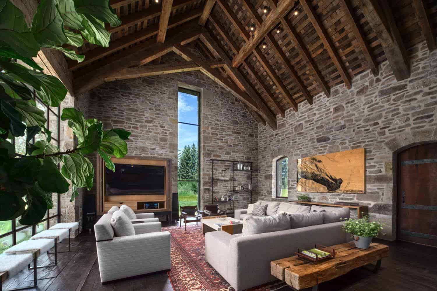 Beautiful And Voluminous Stone And Wood Shelter In Wyoming