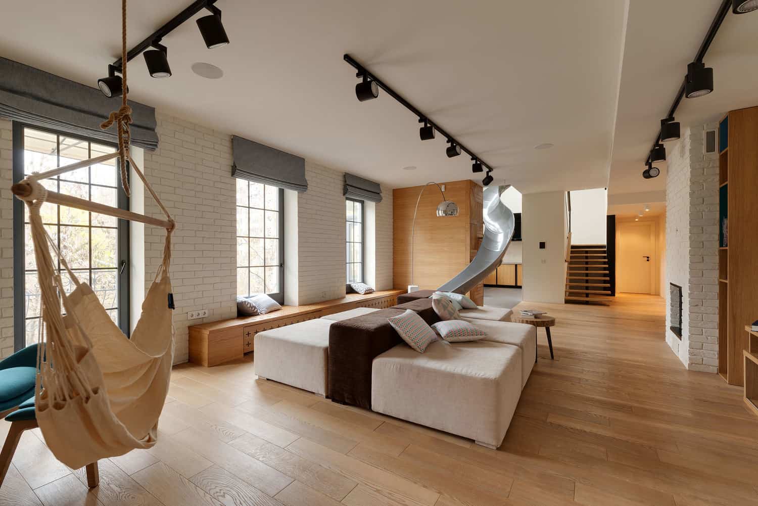 Apartment With Slide-KI Design-02-1 Kindesign