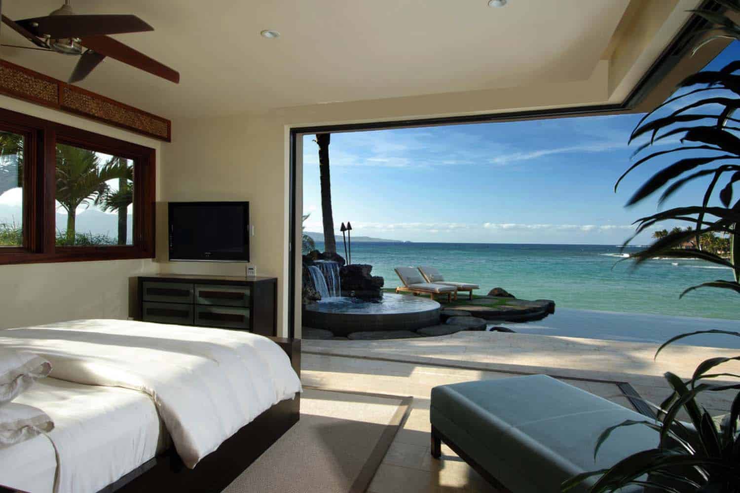 Bedroom With Ocean Views-03-1 Kindesign