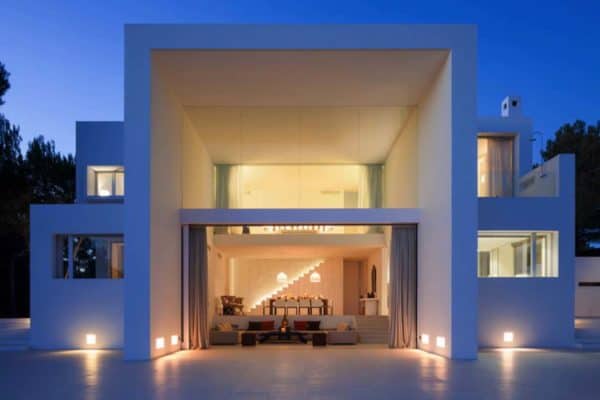 featured posts image for Luxurious mediterranean lifestyle provided by retreat in Ibiza