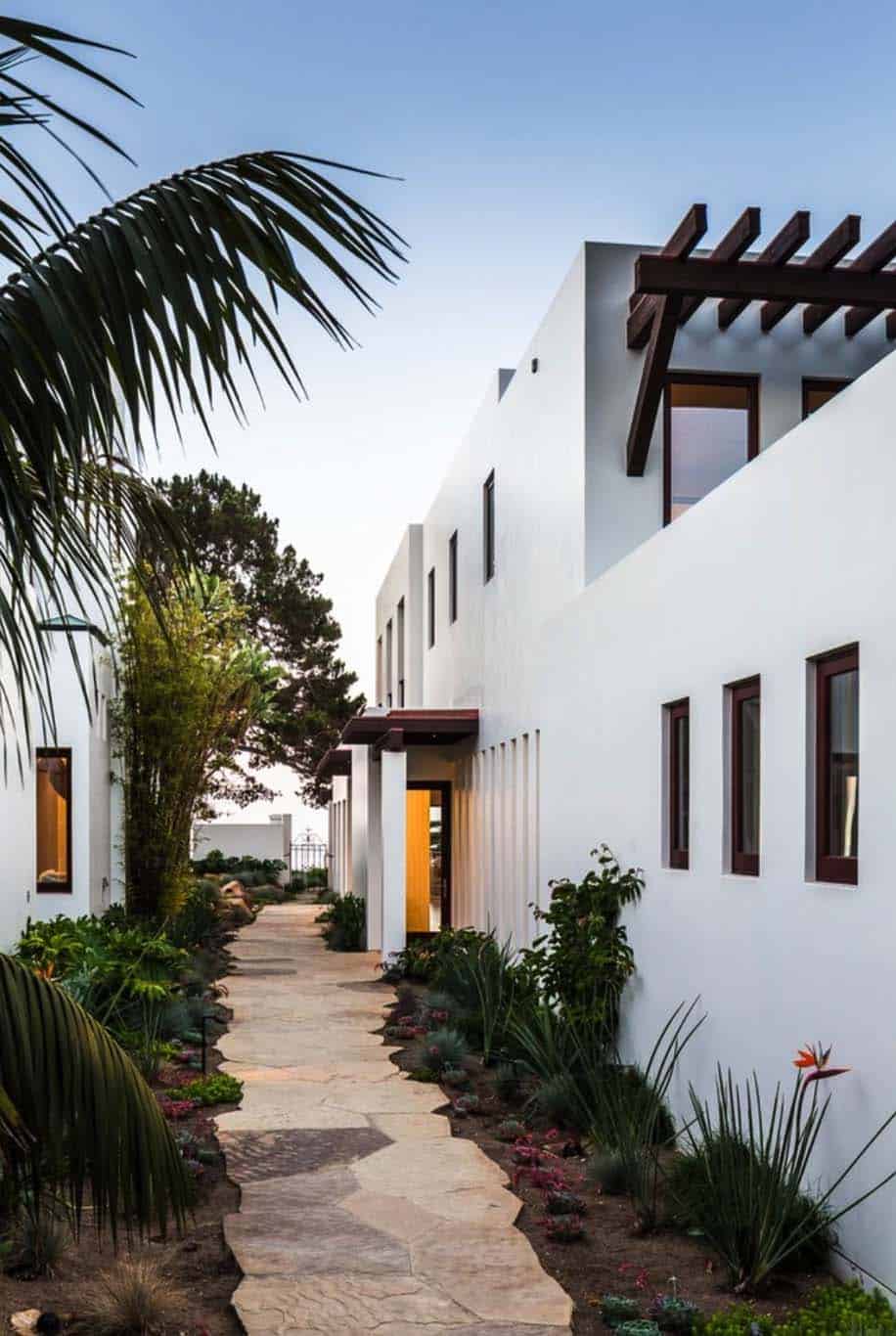 Coastal Beach Residence-Neumann Mendro Andrulaitis Architects Design-02-1 Kindesign