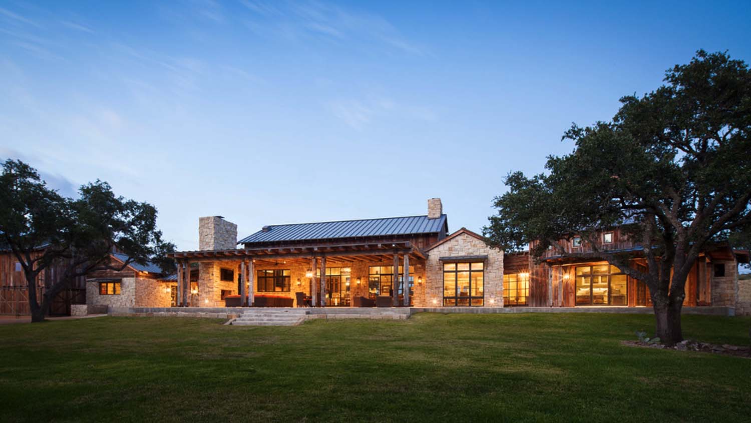 Ranch Home-Cornerstone Architects-02-1 Kindesign