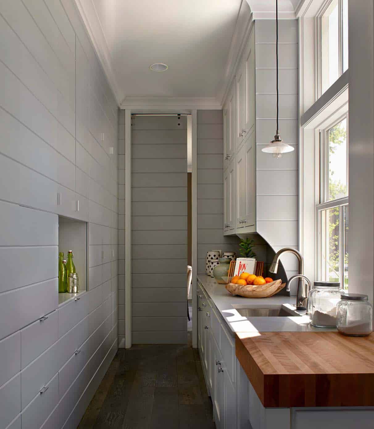 Modern Farmhouse-Charles Vincent George Architects-09-1 Kindesign