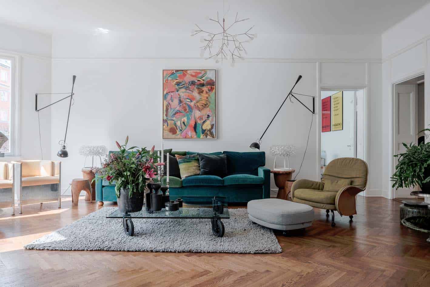 Scandinavian Apartment Interiors-02-1 Kindesign