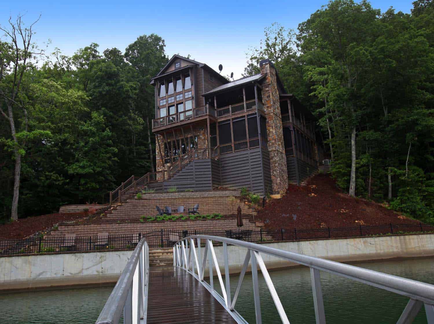 Lake Bluff Lodge-Modern Rustic Homes-28-1 Kindesign