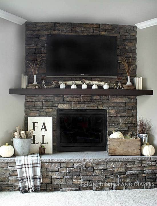 fall-decorating-ideas-fireplace-mantel-19-1-kindesign