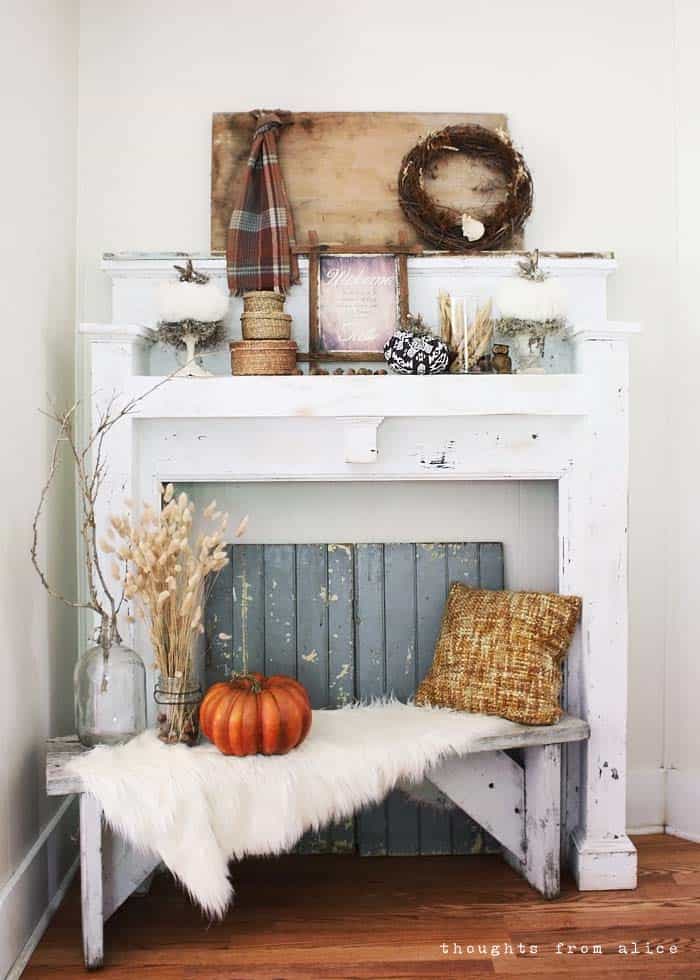 fall-decorating-ideas-fireplace-mantel-34-1-kindesign