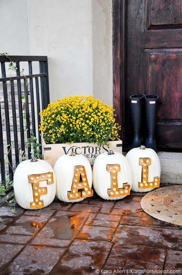 fall-decorating-ideas-white-pumpkins-29-1-kindesign