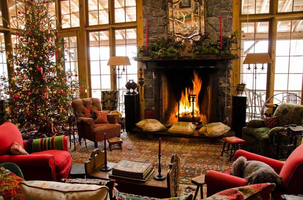 40 Fabulous Rustic Country Christmas Decorating Ideas - Pictures Of Country Homes Decorated For Christmas