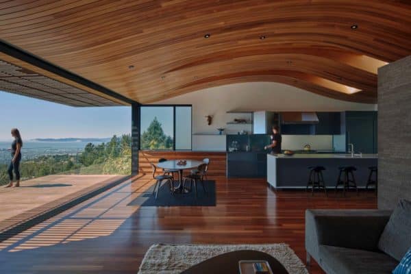 featured posts image for Striking contemporary home offers dramatic California skyline views