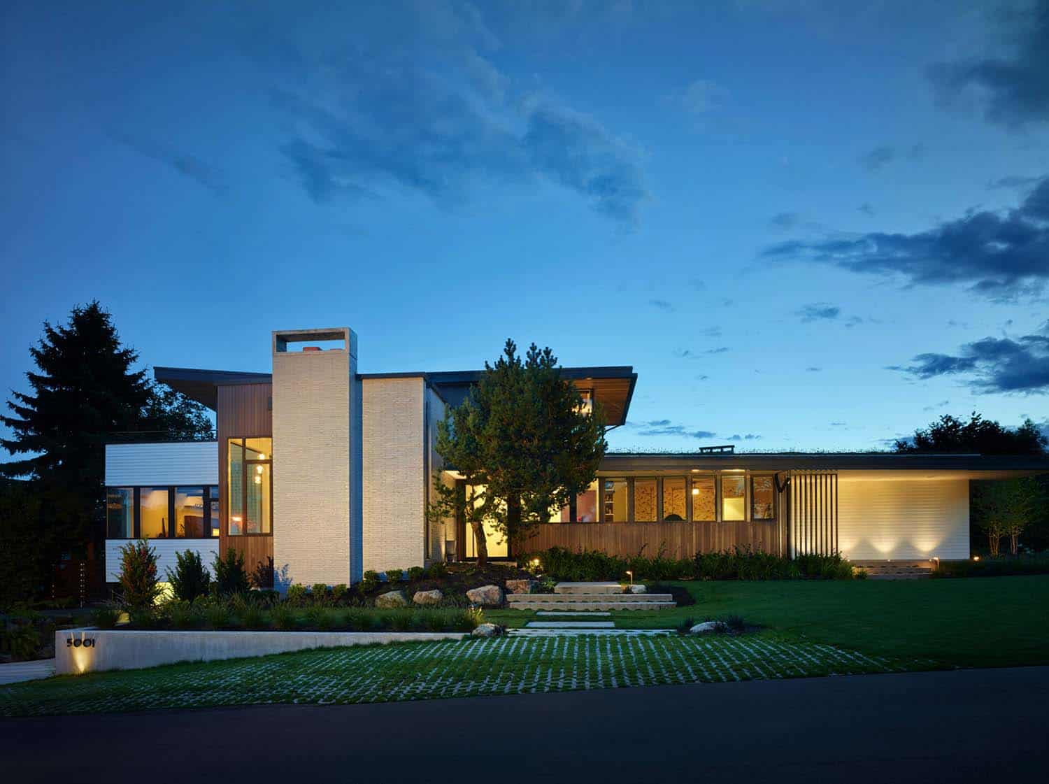 Mid-Century Modern Home-Lane Williams Architects-01-1 Kindesign